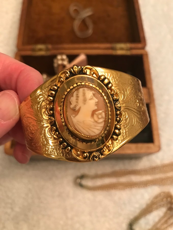 zcRiW8FTRA69t7jYgHc5Bw